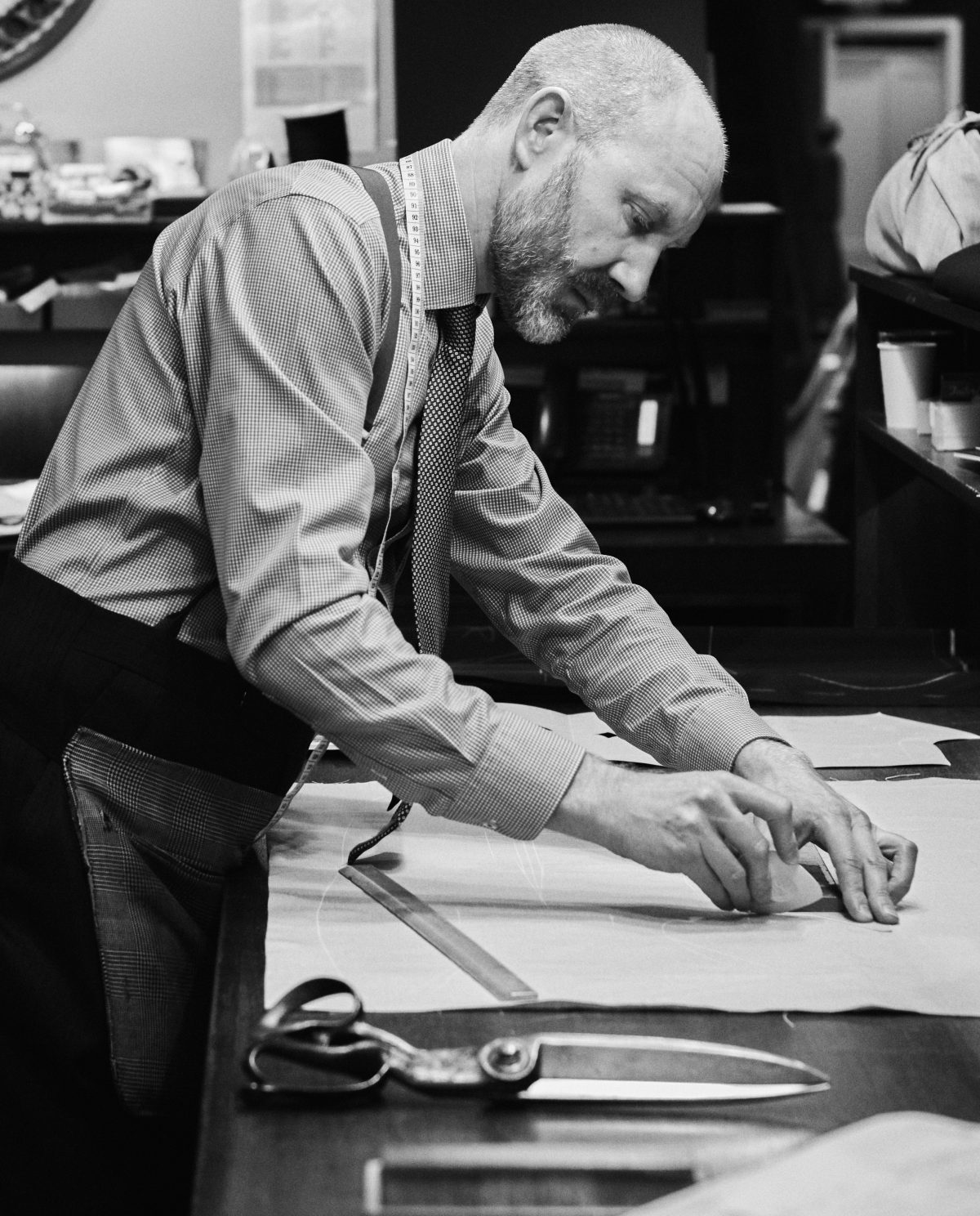 Henry Poole and Goodwood join forces to produce bespoke linen suits ...